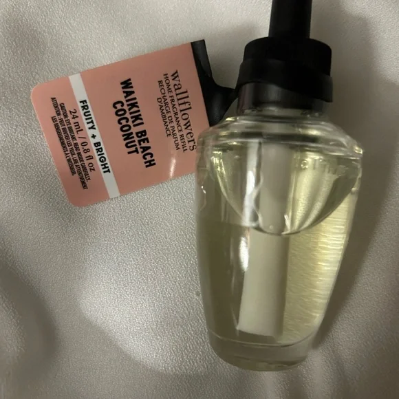 Gold Turtle Wallflower Plug with Blue and Green Accents - Picture 6 of 7